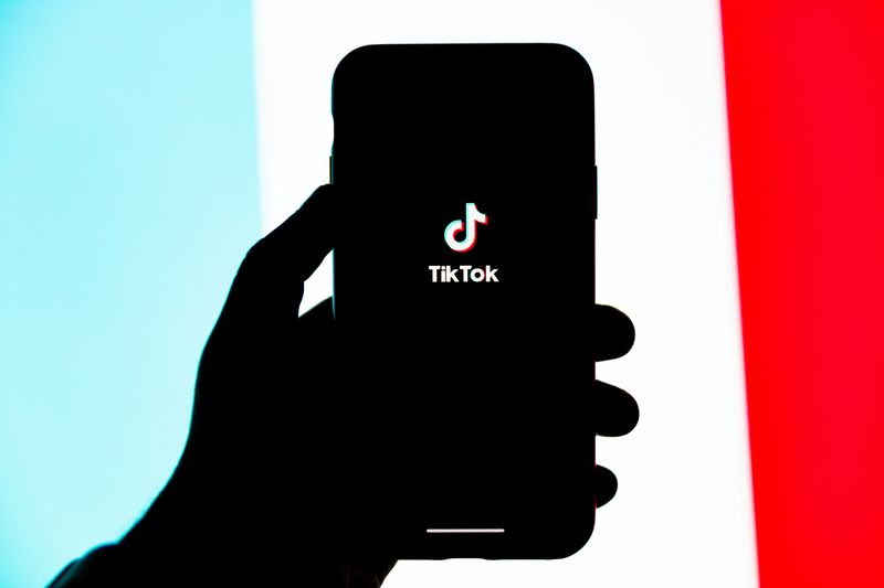Еврокомиссия вынудила TikTok приостановить программу вознаграждения за просмотр видео в Lite-версии приложения