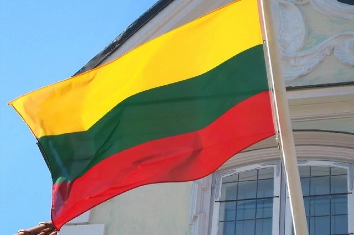 Литва не впустила в Калининградскую область вагон с символом Z