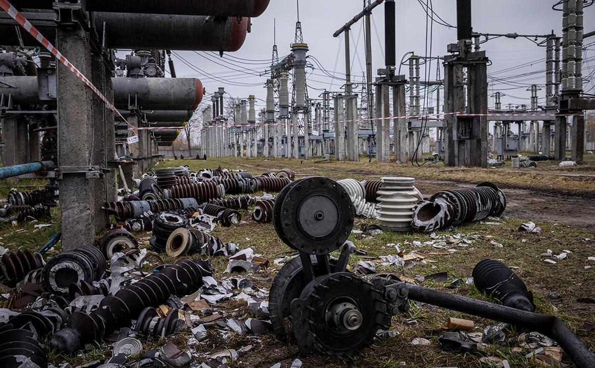 Оператор заявил о повреждении электростанций в центре и на западе Украины